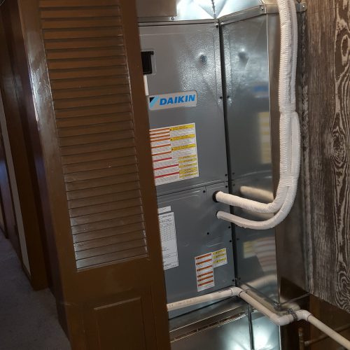 Accurate Heating & Cooling efficiently produces ductwork in Columbia, Mo to provide comfort in each room of your home.